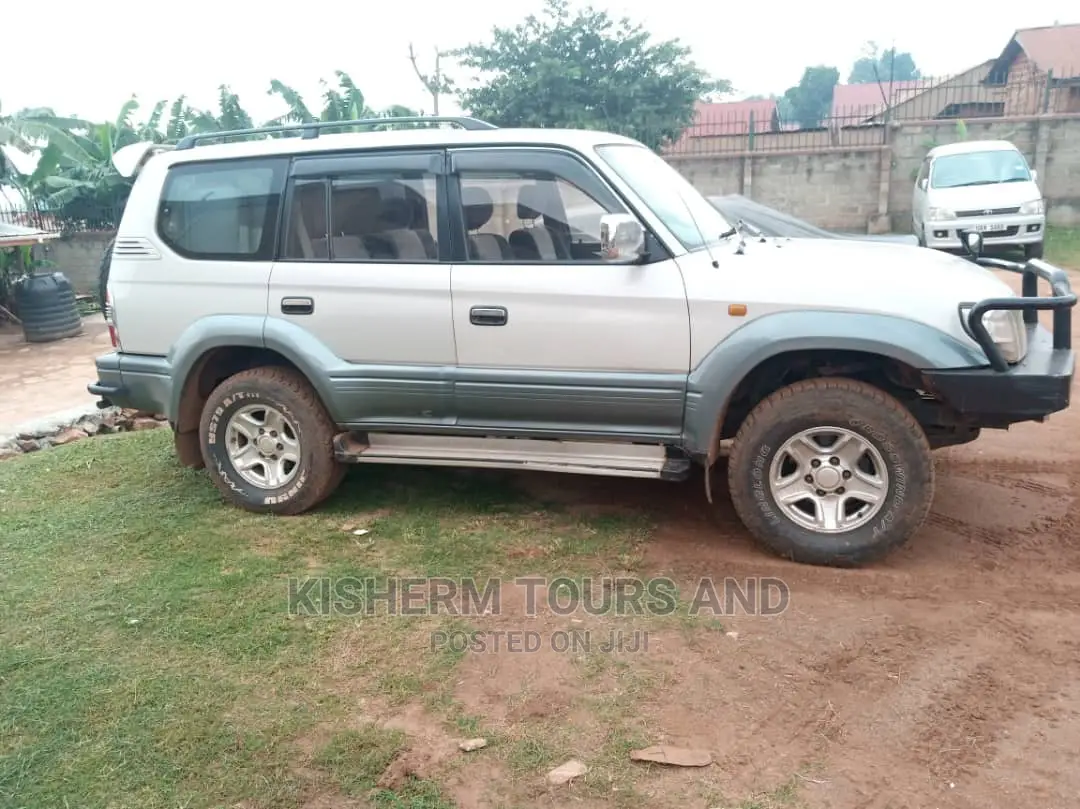 We Offer the Best Service,Bridal Cars and Safari Cars