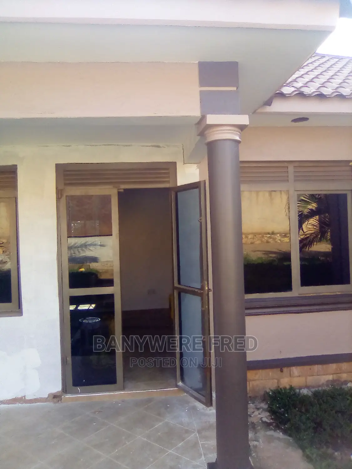 Furnished 4bdrm Bungalow in Mbalwa Estate, Wakiso for Rent