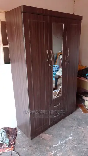 3doors Mahogany Wadrobe
