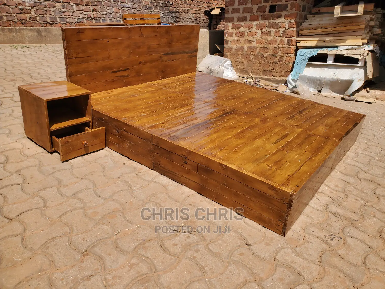 Pallete Bed