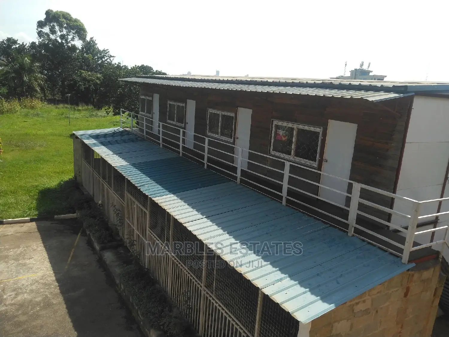 10bdrm Mansion in Bugolobi, Kampala for Rent