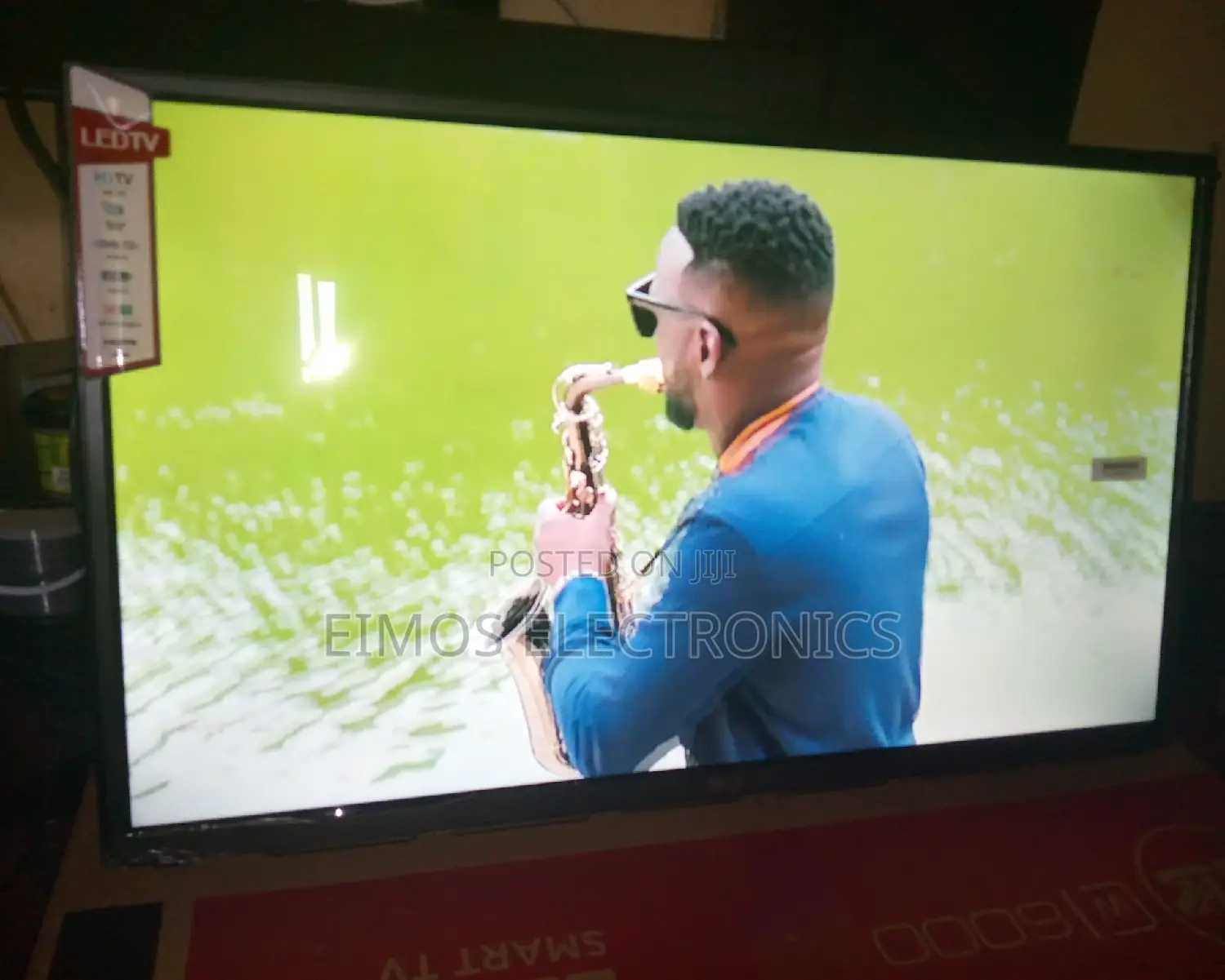 LG Digital 32"