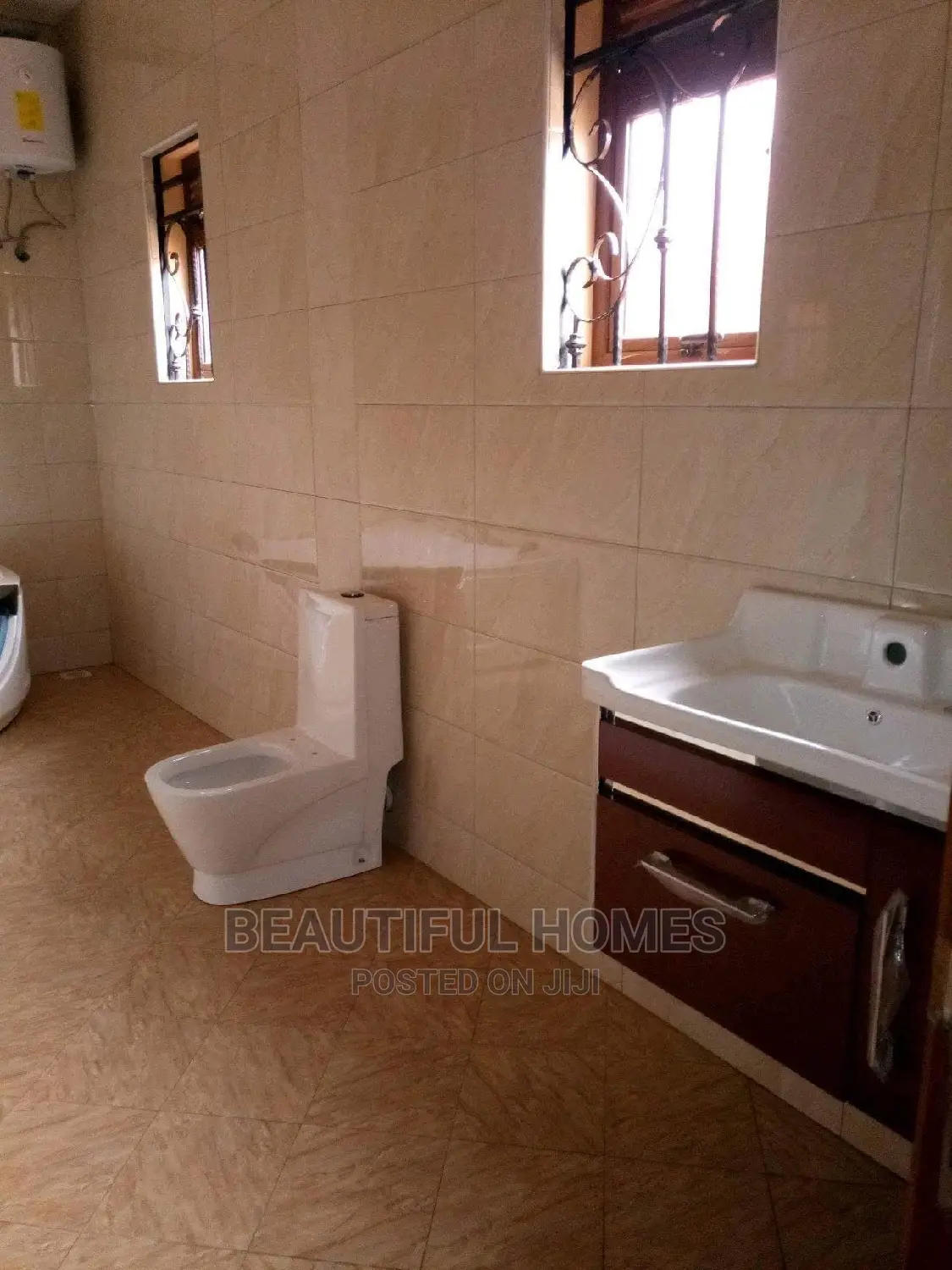 Furnished 6bdrm Mansion in Munyonyo, Kampala for Sale
