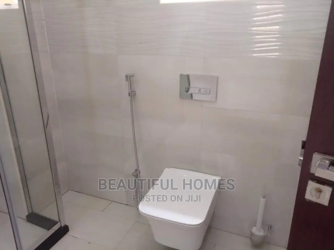 Furnished 6bdrm Mansion in Munyonyo, Kampala for Sale