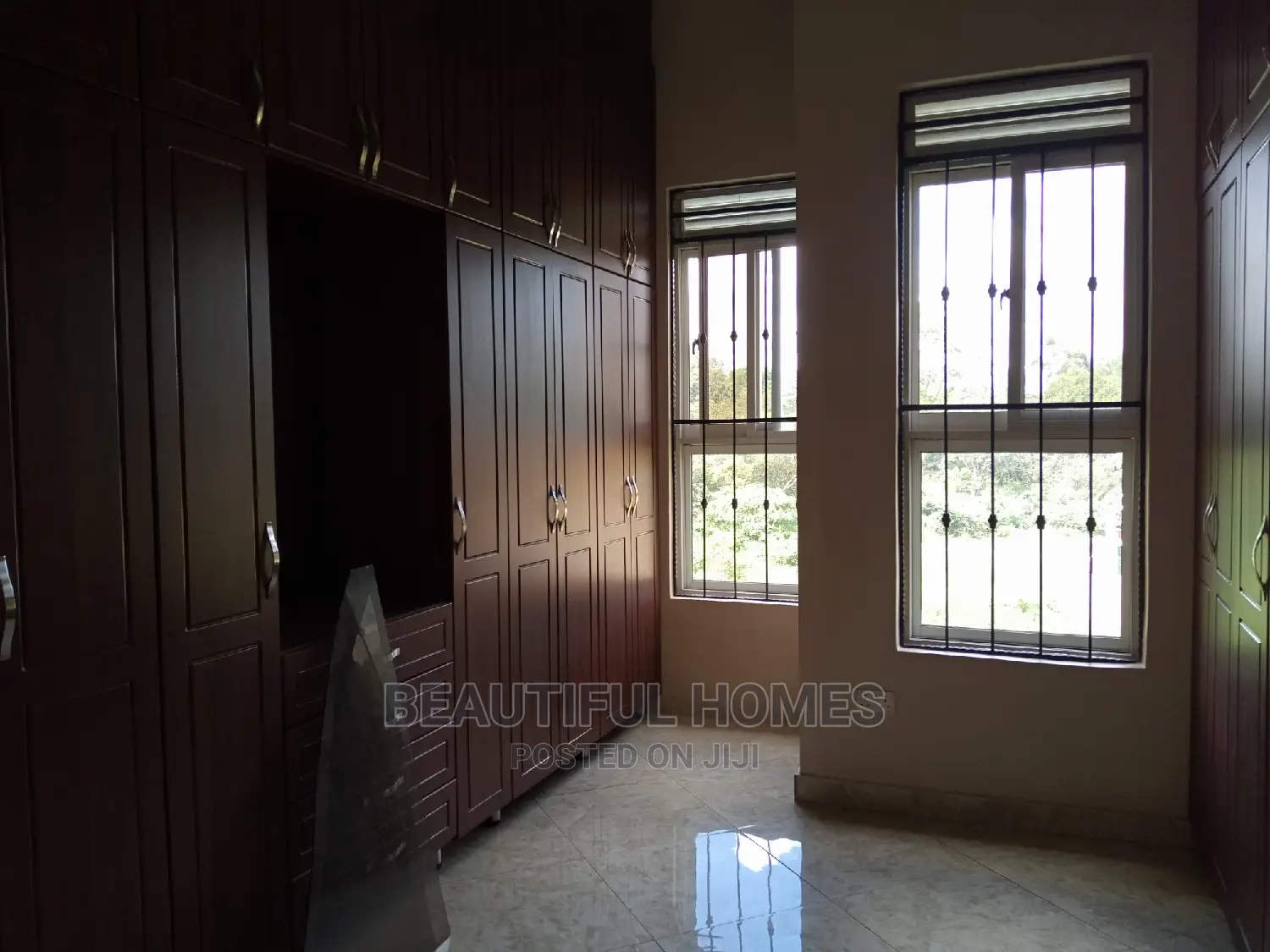 Furnished 5bdrm Mansion in Kira, Kampala for Sale