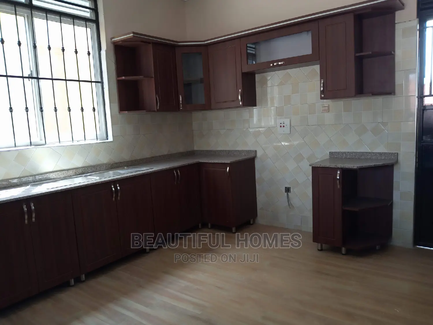 Furnished 5bdrm Mansion in Kira, Kampala for Sale