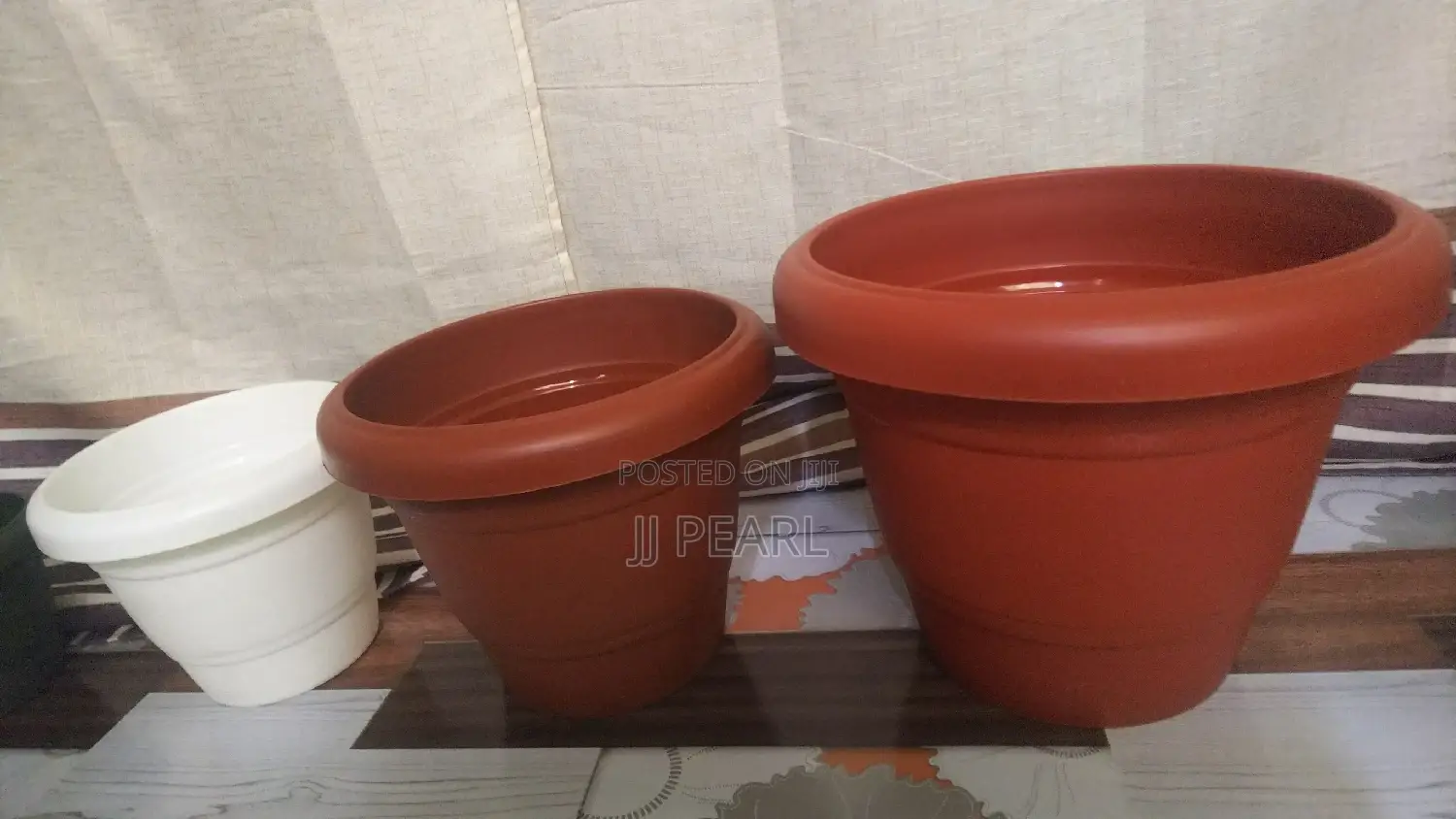 Plastic Round Flower Pots