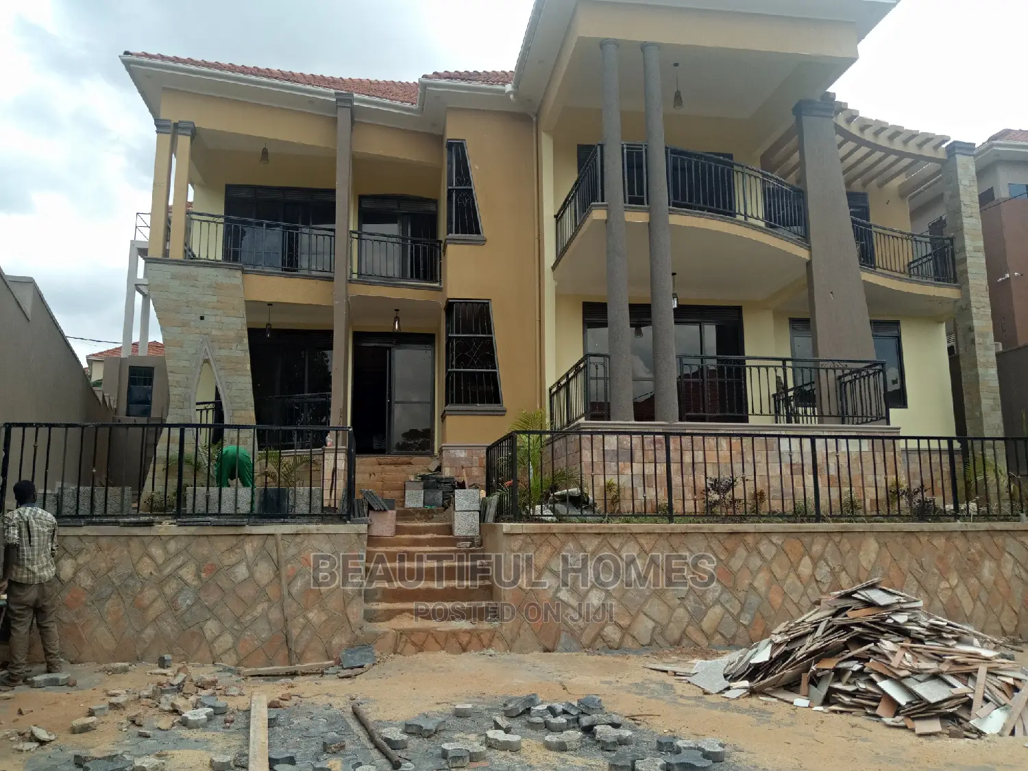 Furnished 6bdrm Mansion in Kiwatule, Kampala for Sale