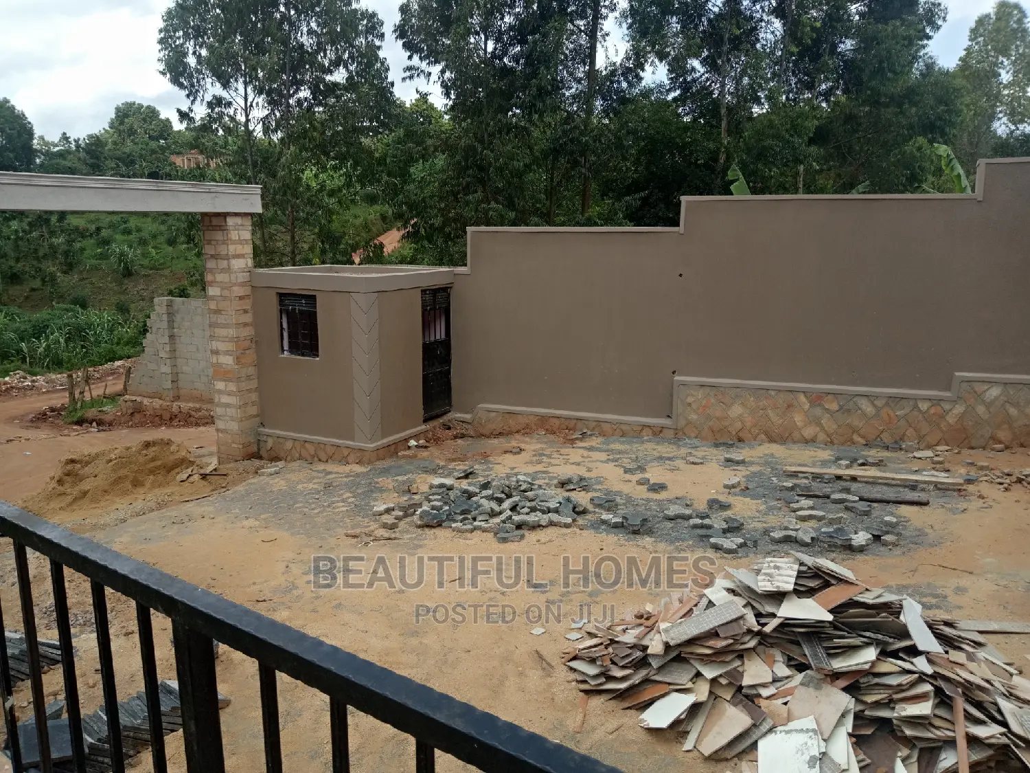 Furnished 6bdrm Mansion in Kiwatule, Kampala for Sale