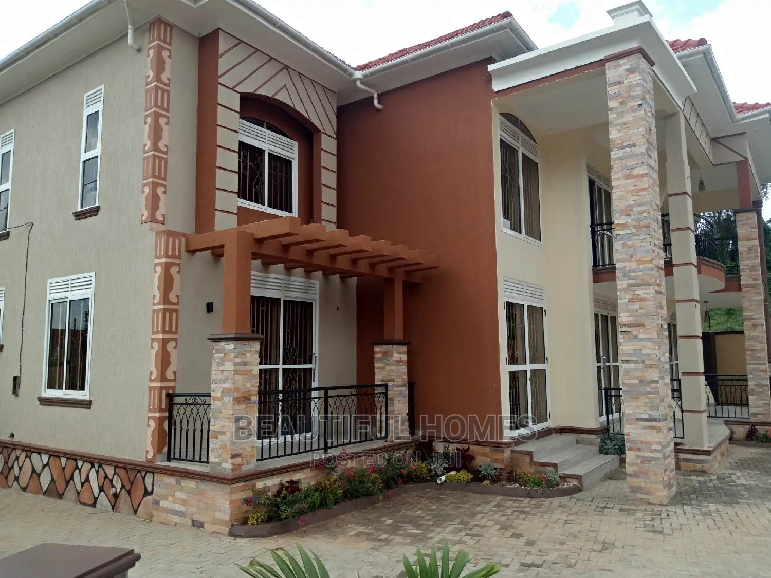 Furnished 6bdrm Mansion in Kiwatule, Kampala for Sale