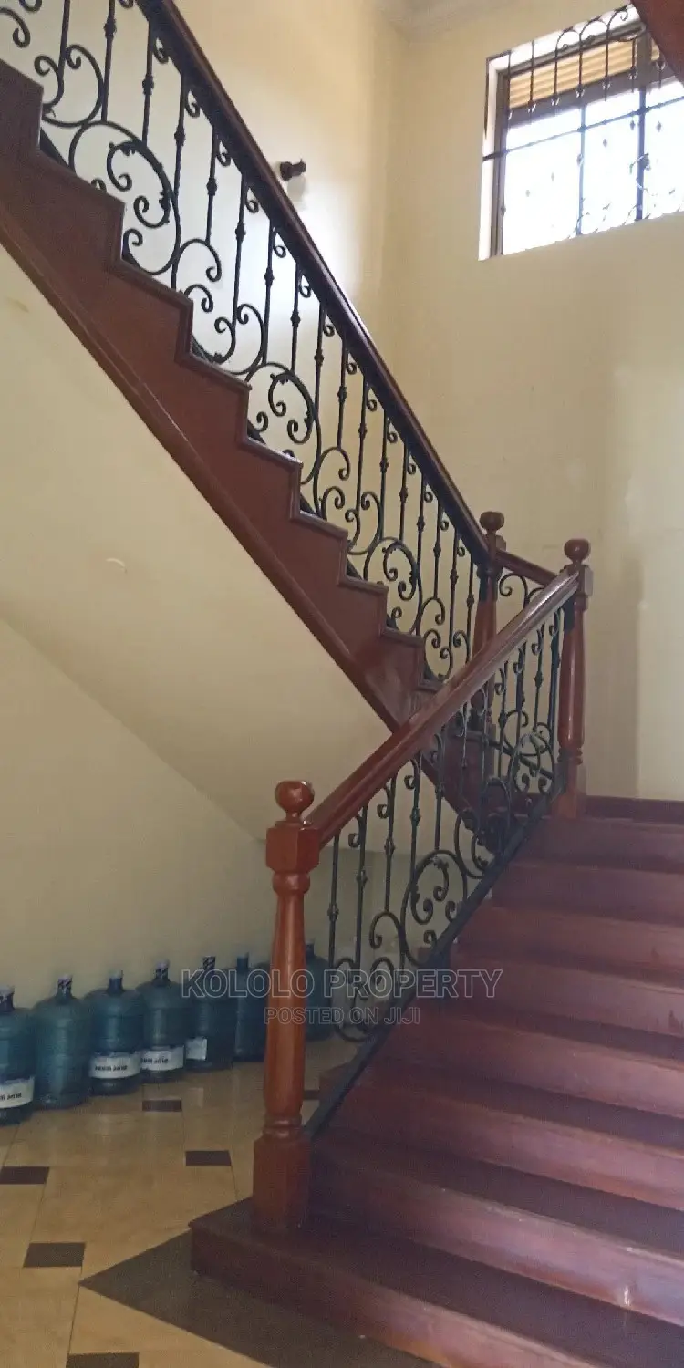 6bdrm Mansion in Naguru, Kampala for Sale