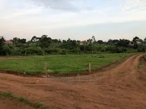 25decimals of Land Is for Sale in Buwate
