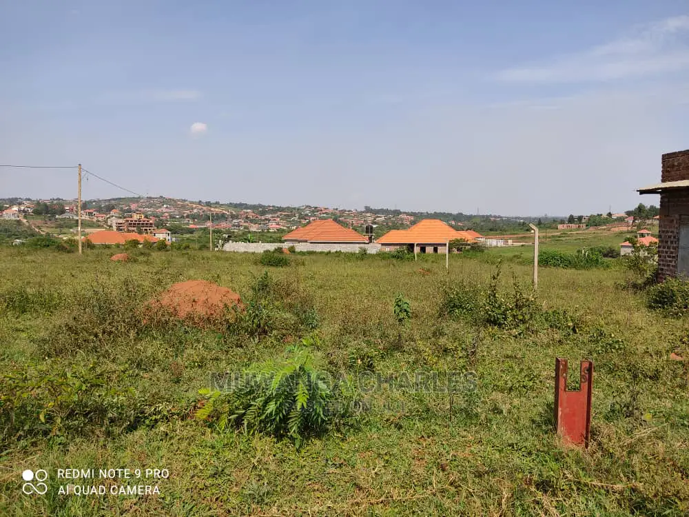 Plots Is for Sale in Kira