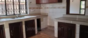 7bdrm House in Fs Properties Ltd, Kampala for Rent