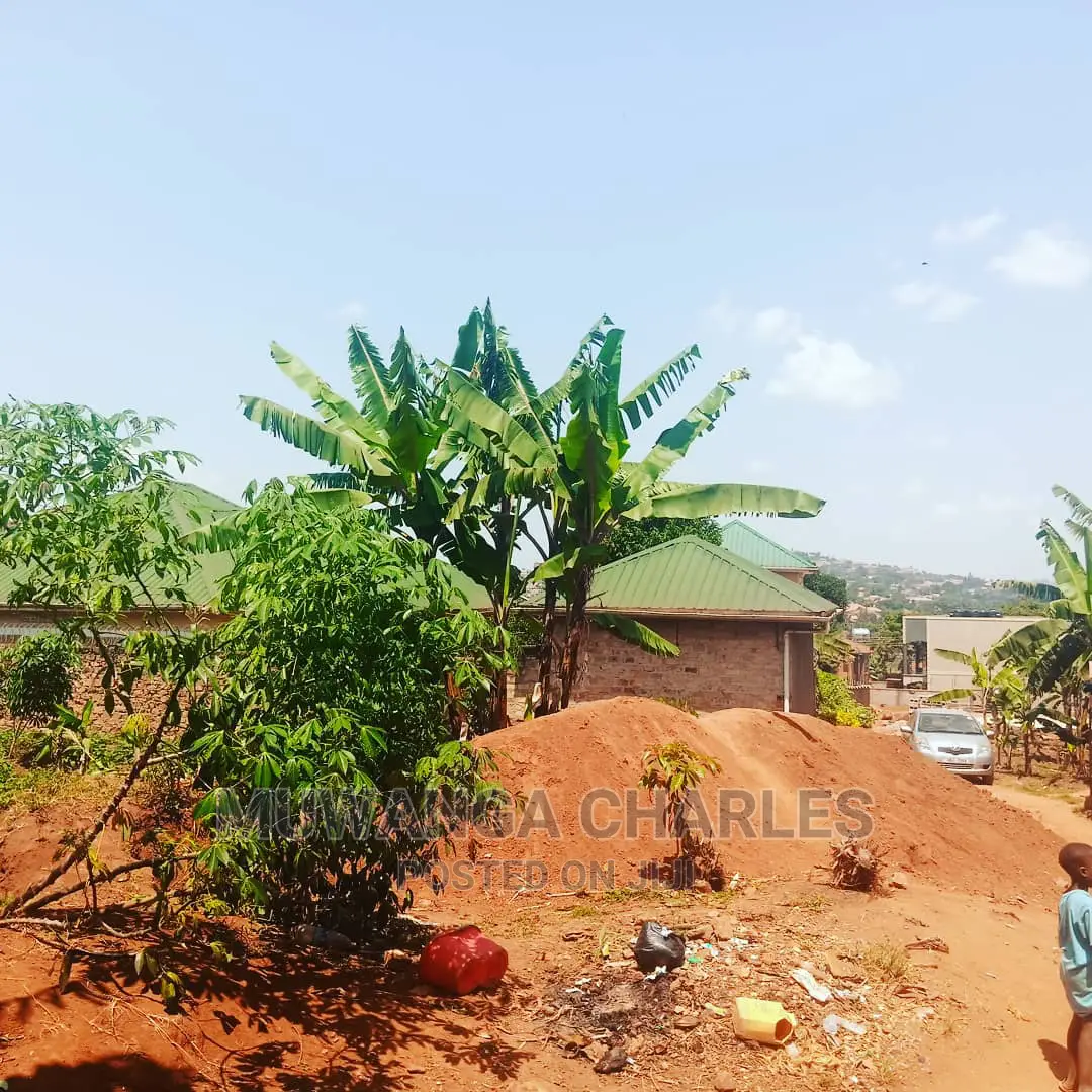 Plot Is for Sale in Kira