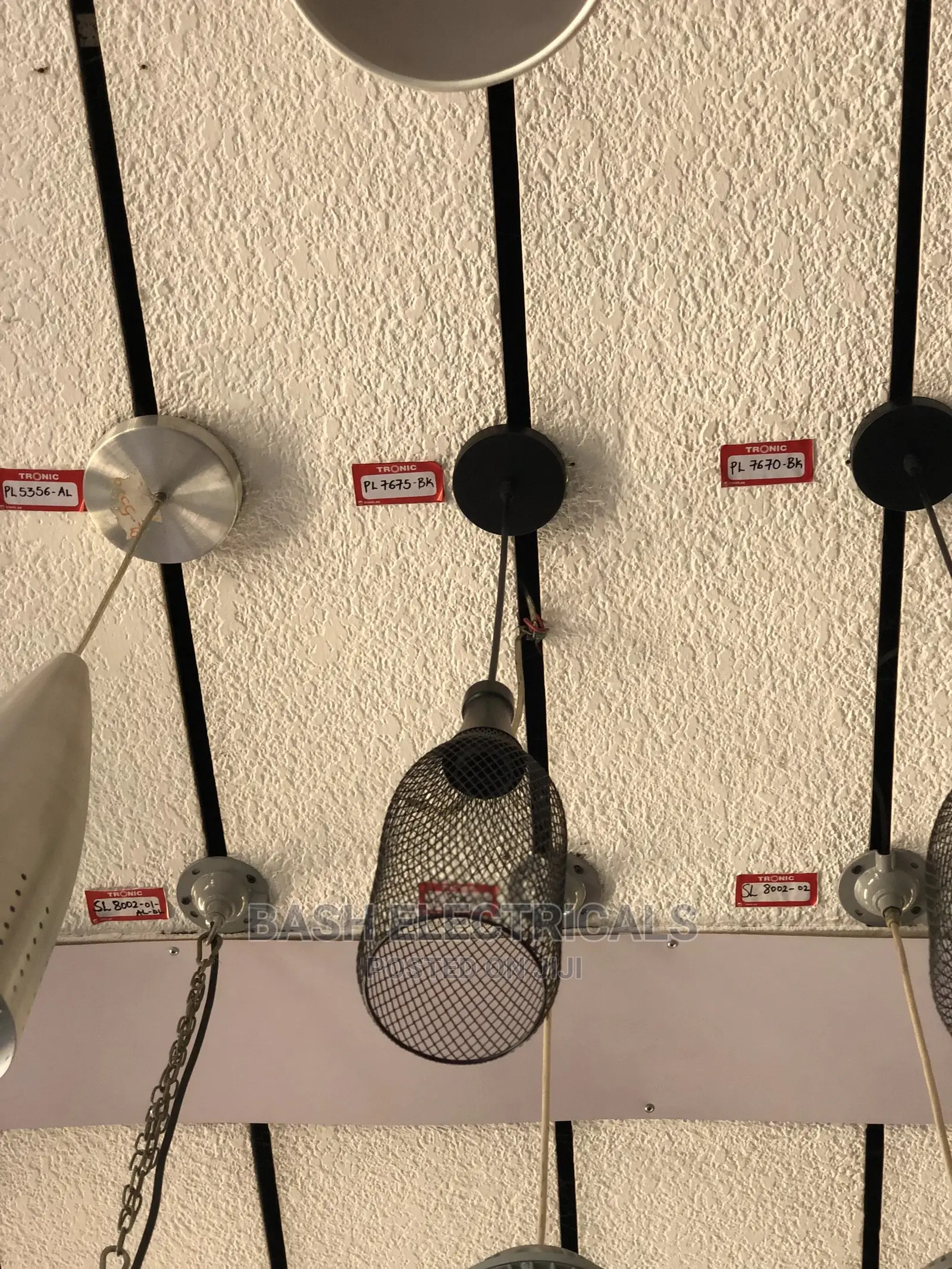 Pendant Holder