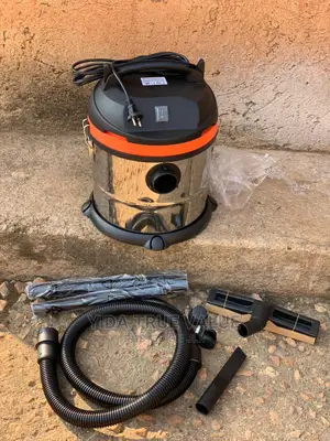 20 Litre Vaccum Cleaner Both Dry And Wet