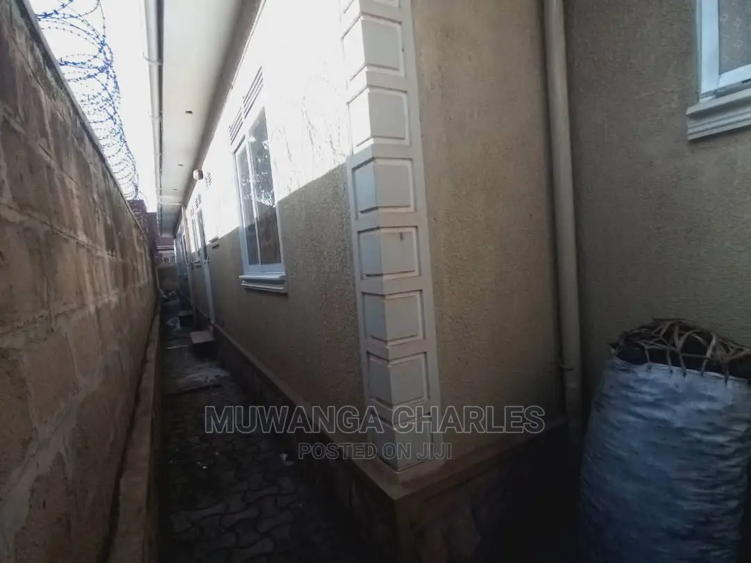 2bdrm House in Fs Properties Ltd, Kampala for Sale