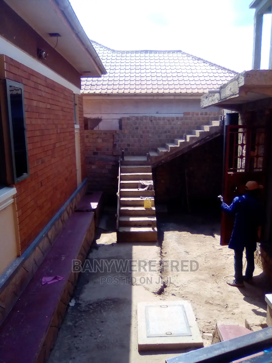 Furnished 3bdrm Bungalow in Mukono for Sale