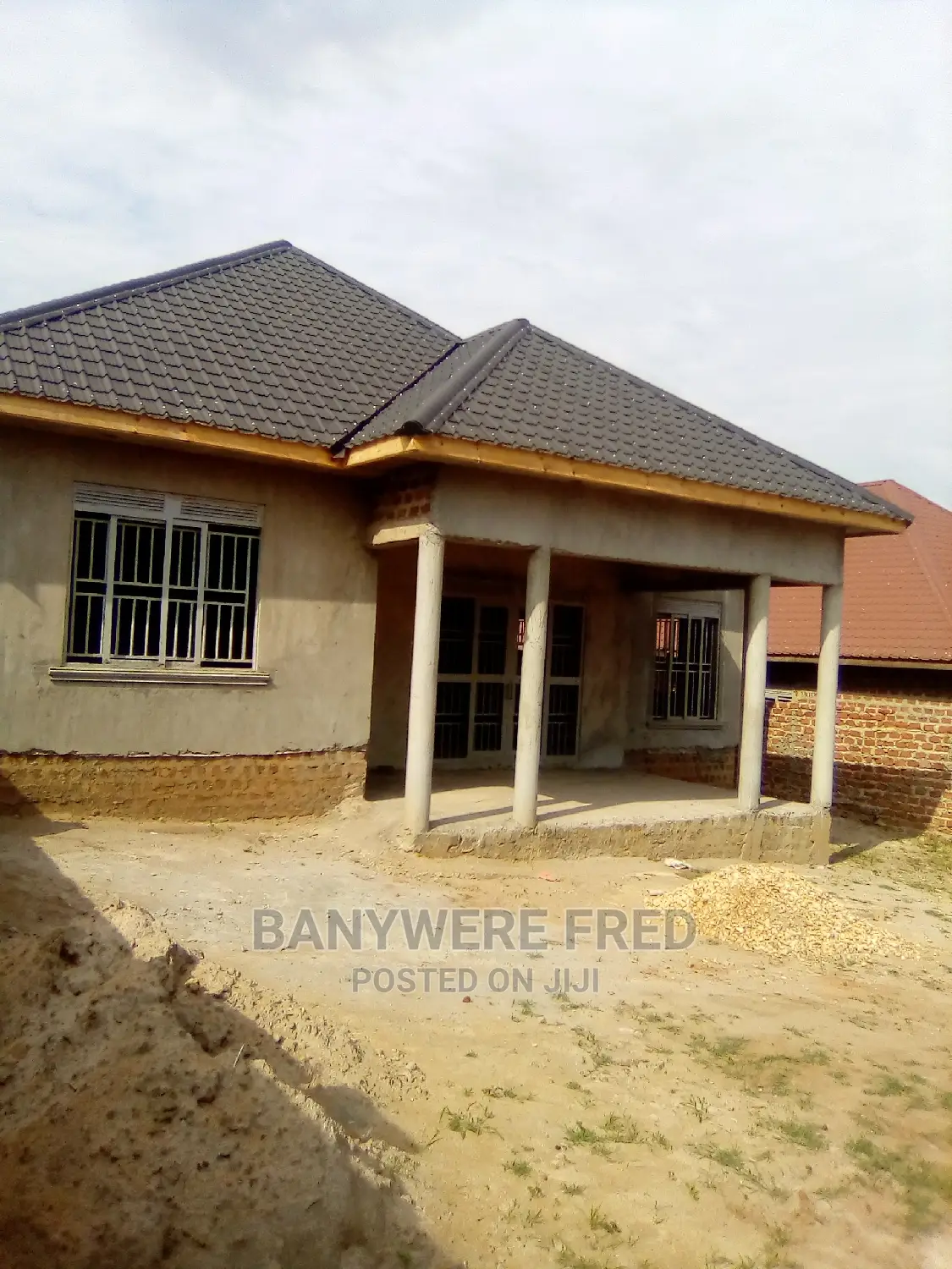 Furnished 3bdrm Bungalow in Mukono for Sale