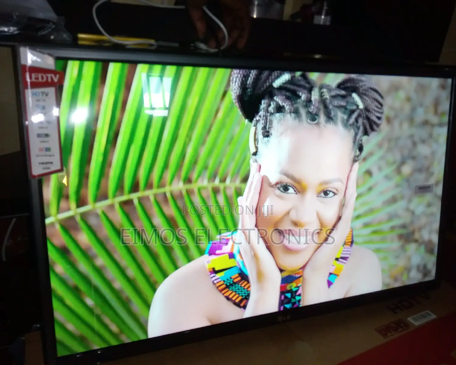 32" Lg Digital Flat Screen TV