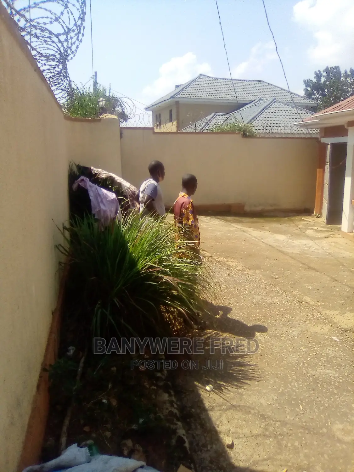 Furnished 4bdrm Bungalow in Wakiso for Sale