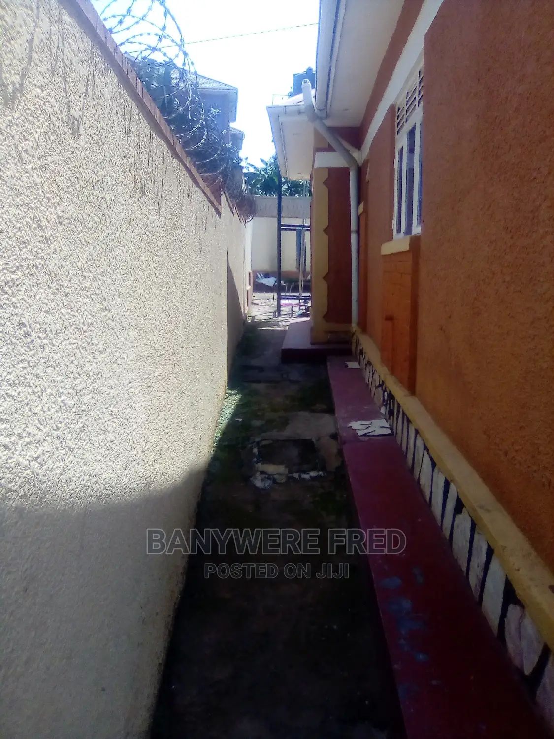 Furnished 4bdrm Bungalow in Wakiso for Sale