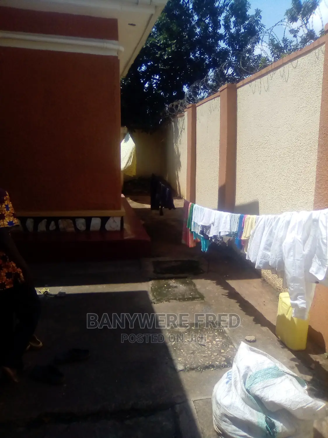 Furnished 4bdrm Bungalow in Wakiso for Sale