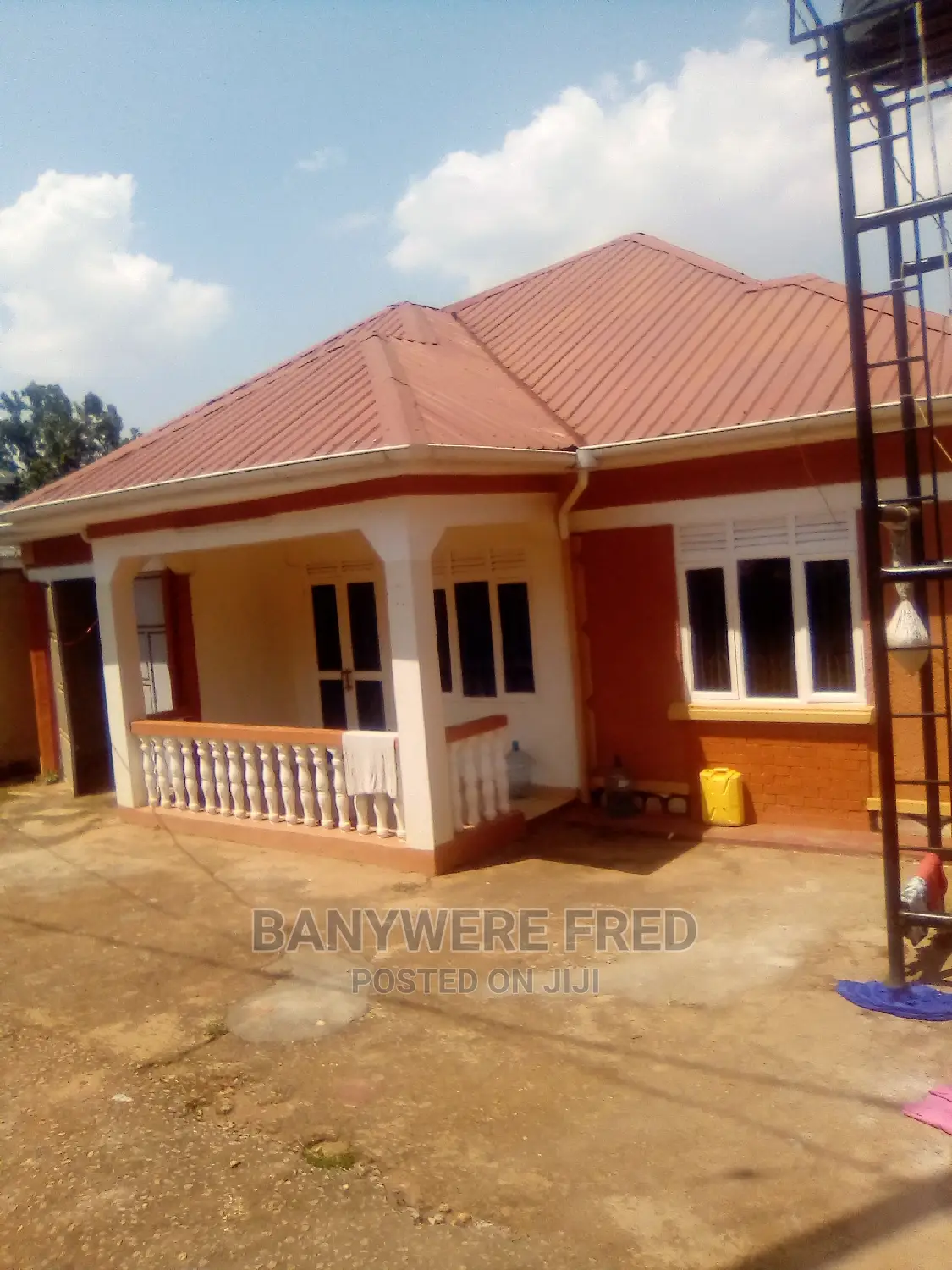 Furnished 4bdrm Bungalow in Wakiso for Sale