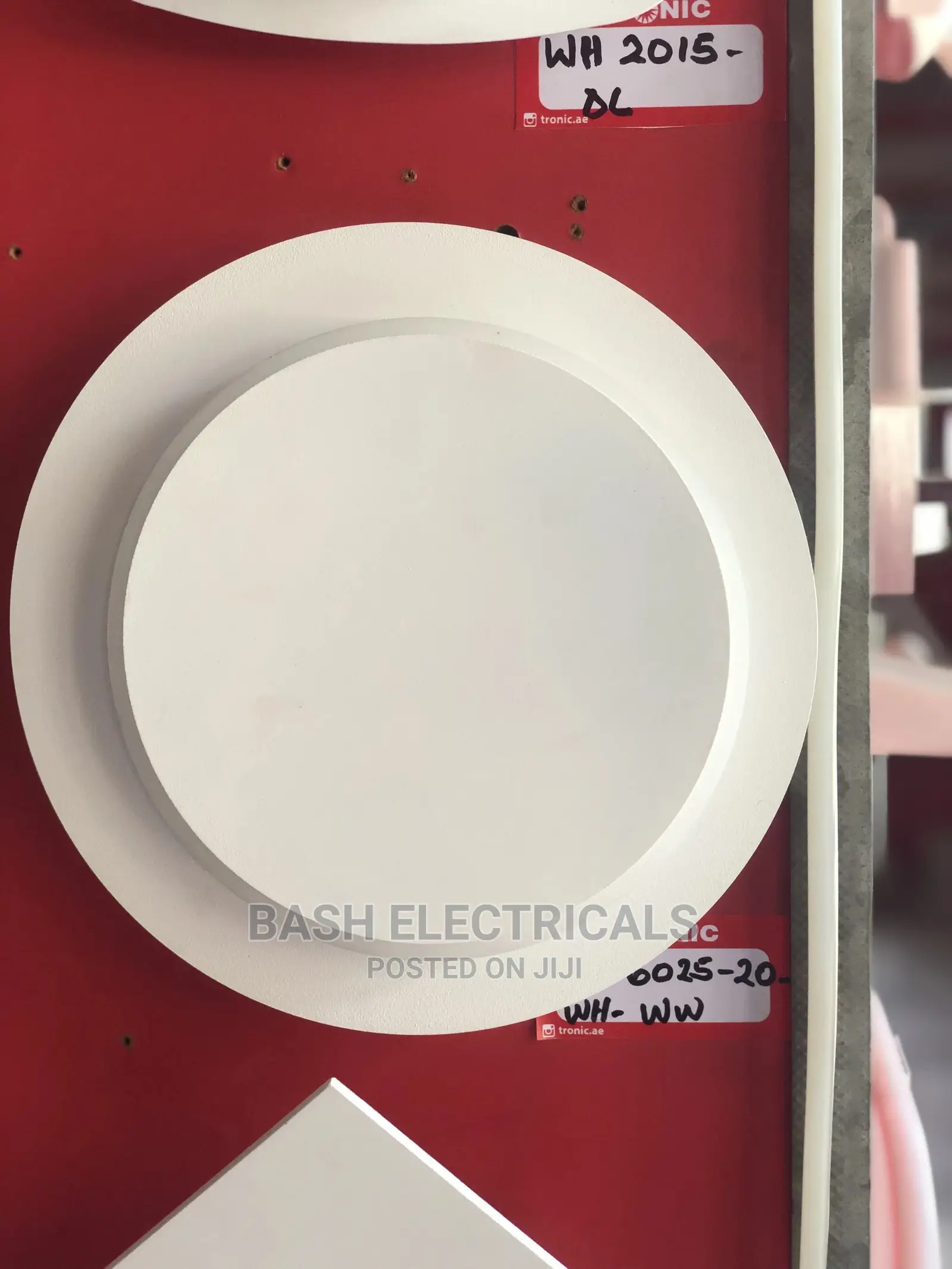 Unique Wall Bracket Indoor