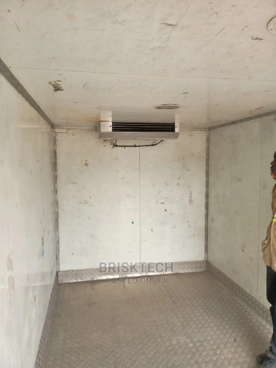Car Air Conditioning and Cold Storage Truck Repair