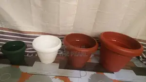 Plastic Flower Pots