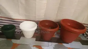Plastic Flower Pots
