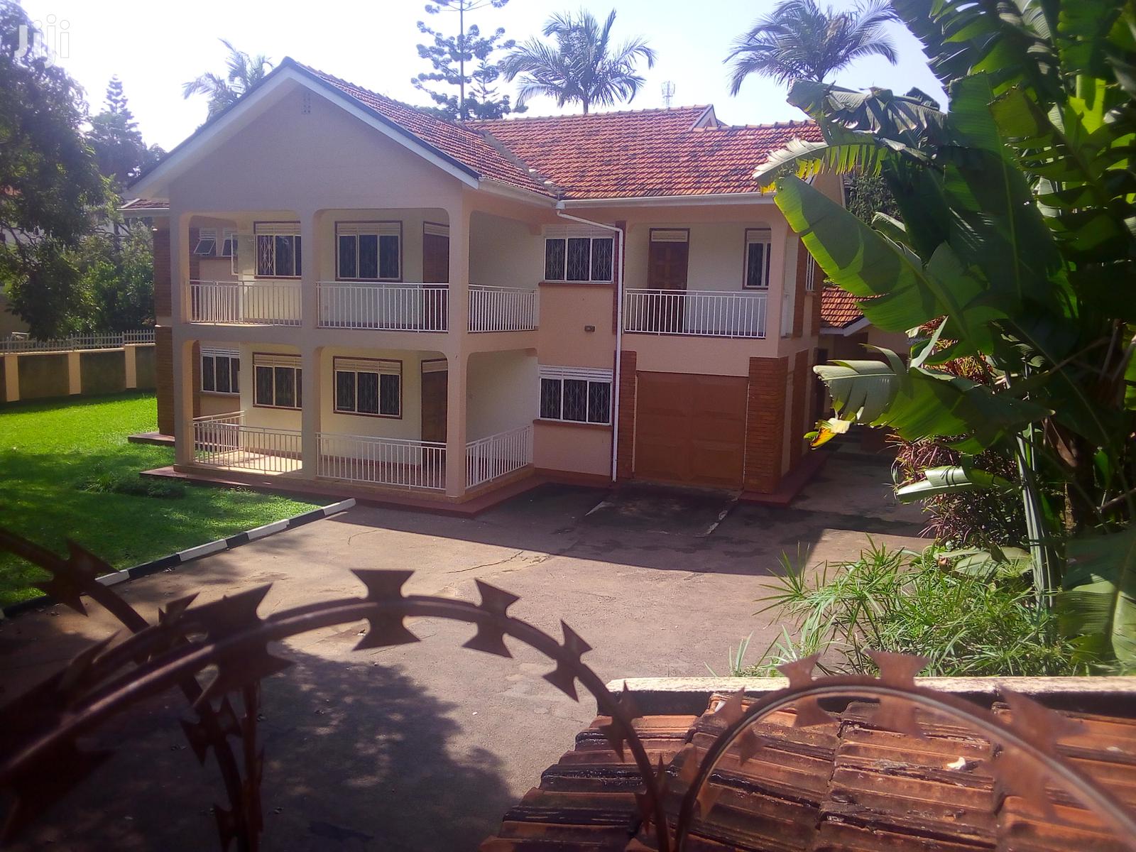 Five Bedroom House In Naguru For Rent