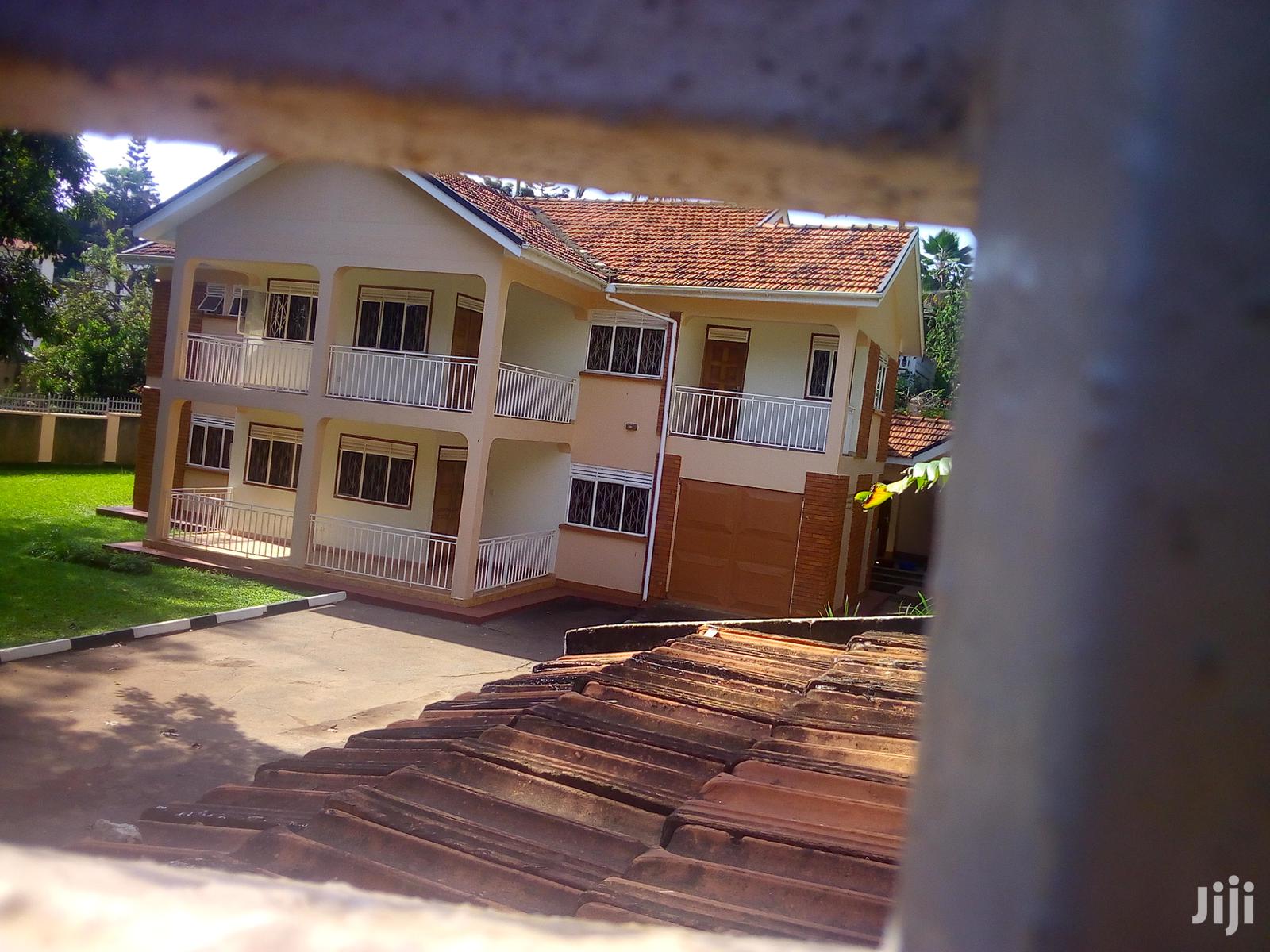 Five Bedroom House In Naguru For Rent