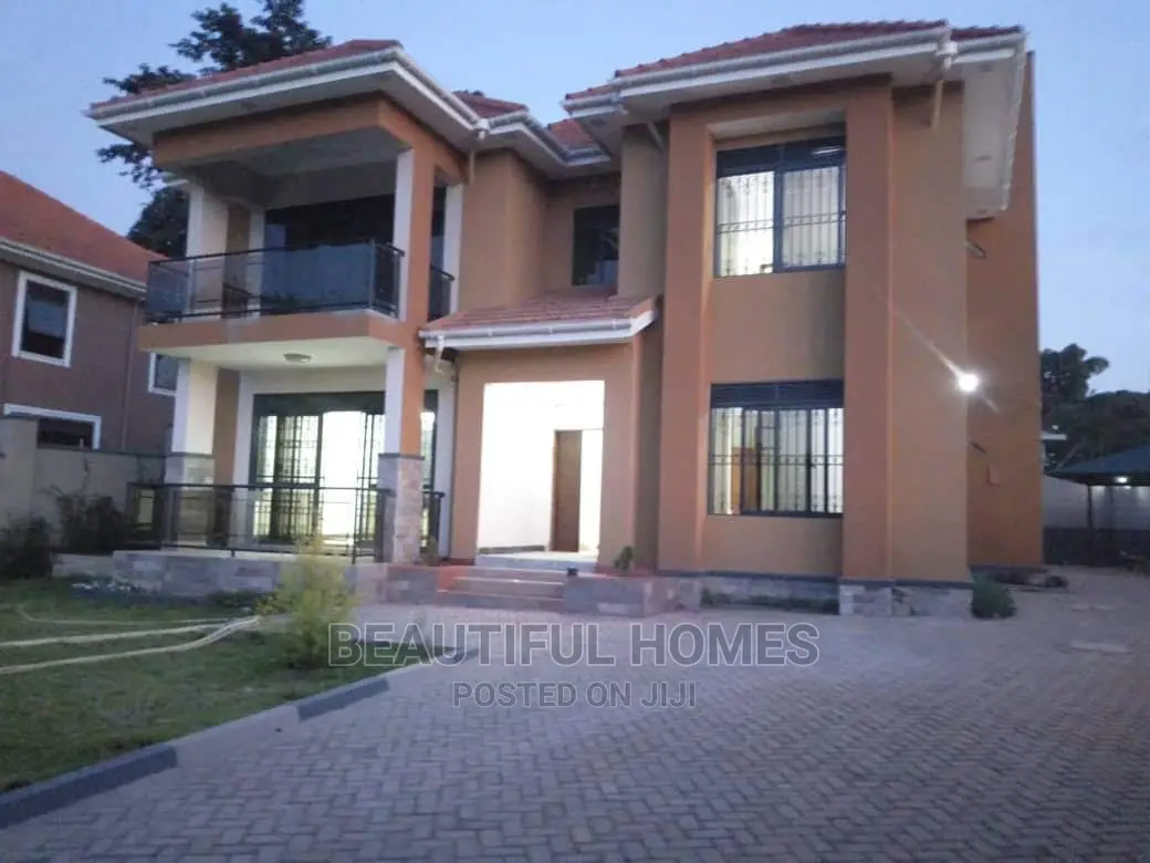 Furnished 6bdrm Mansion in Munyonyo, Kampala for Sale