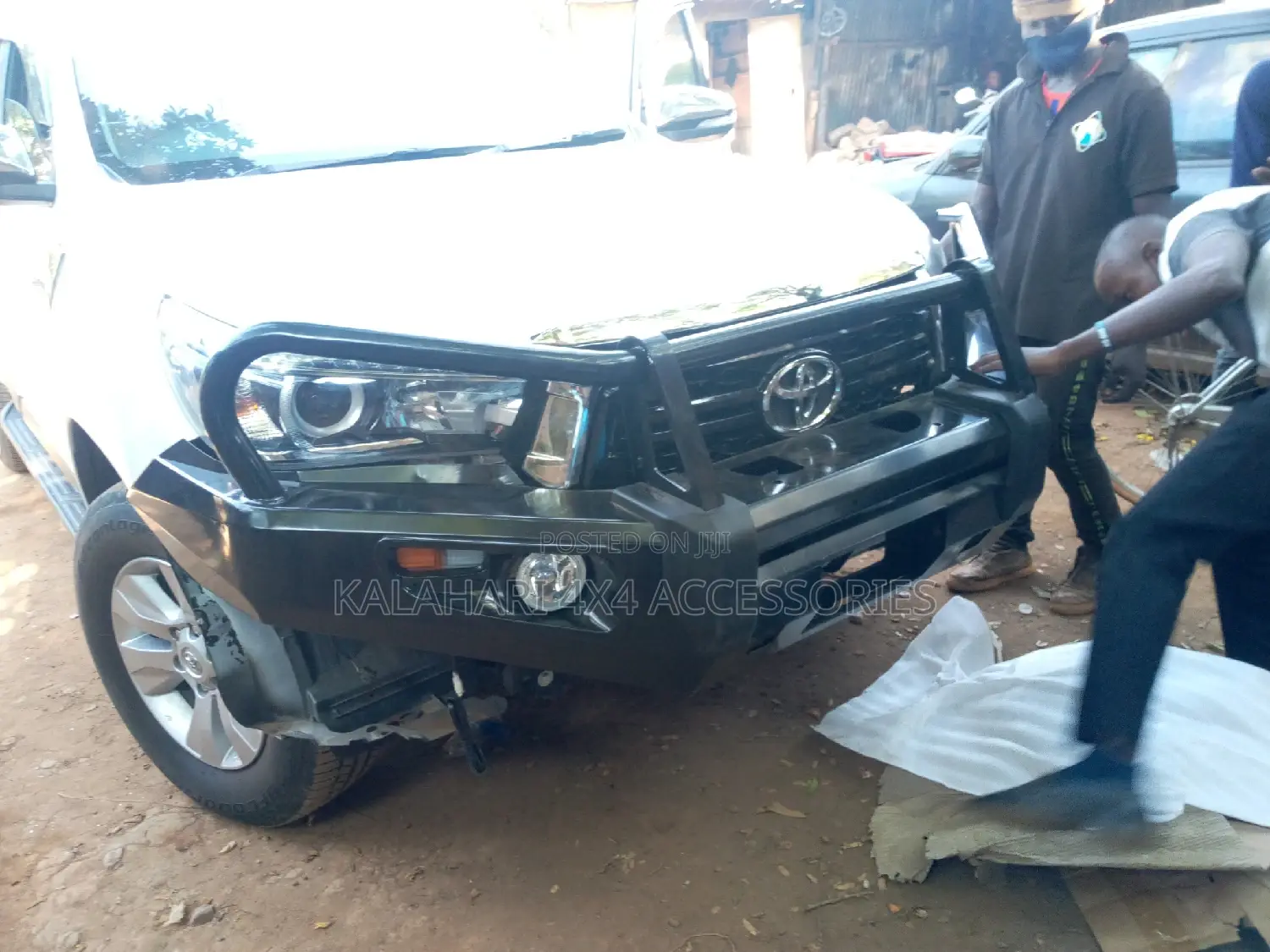 Bull Bar Hilux 2005+