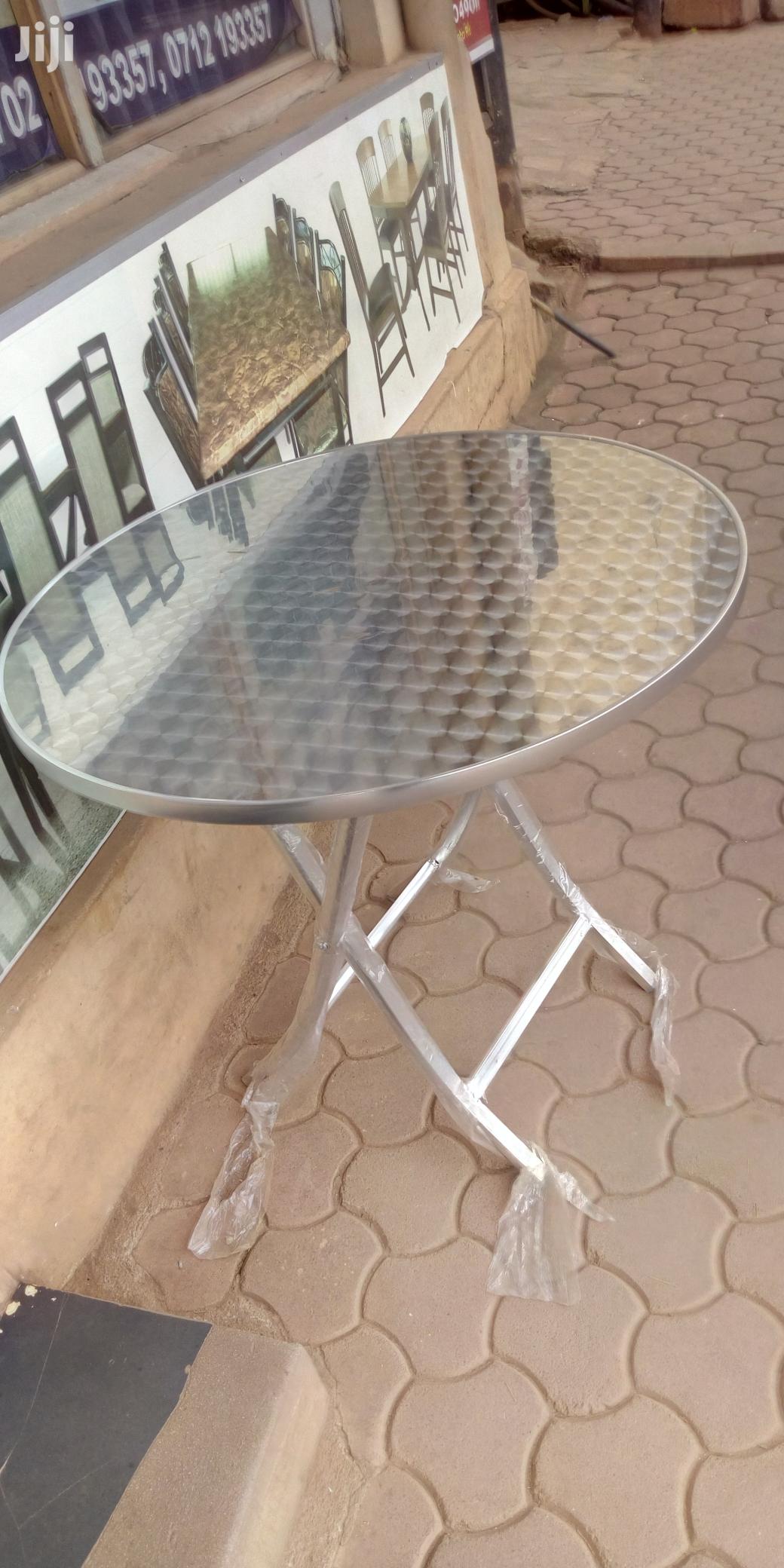 Foldable Alluminium Table
