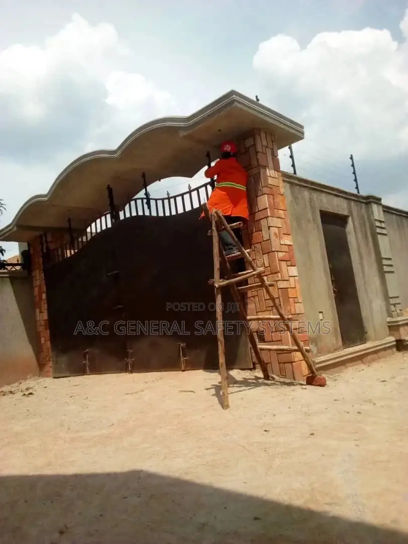 Electric Wire Fencing With Machine Power Backup System
