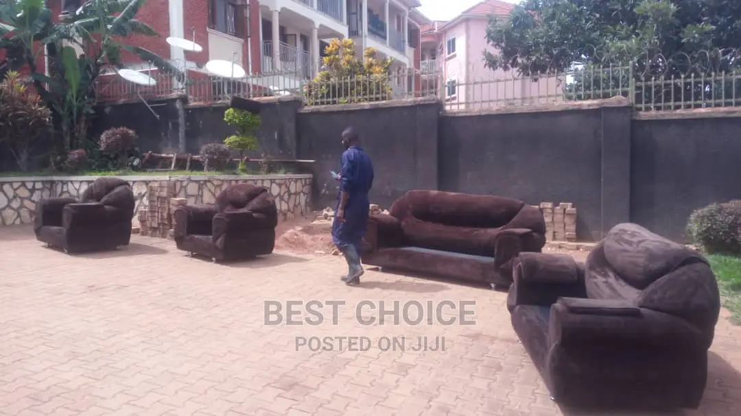 Effective and Affordable Sofa Cleaning.