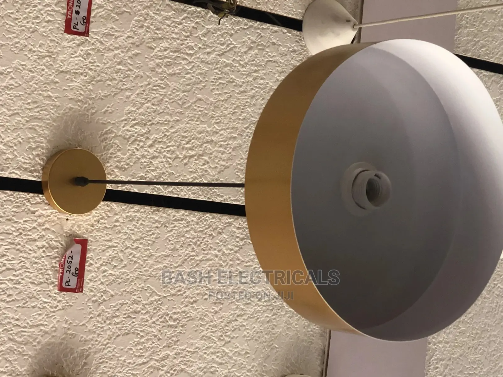 Pendant Holder Gold