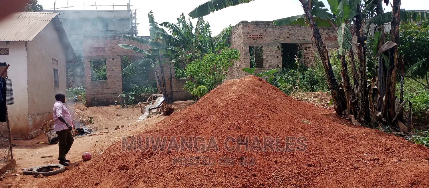 Plot Is for Sale in Kyanja