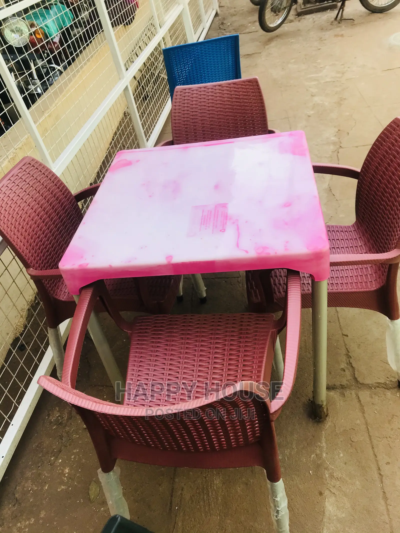 Set of Table and 4 Chairs