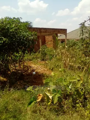 100x80ft Plot for Sale at Nakwero