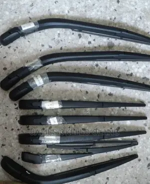 Rear Wipper Blade With Its Handle for Most Cars