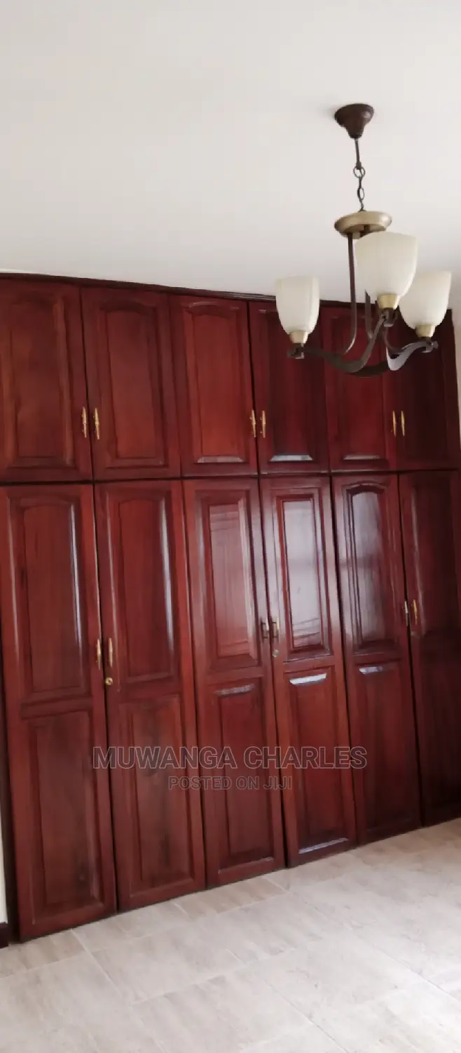 4bdrm Bungalow in Fs Properties Ltd, Kampala for Rent