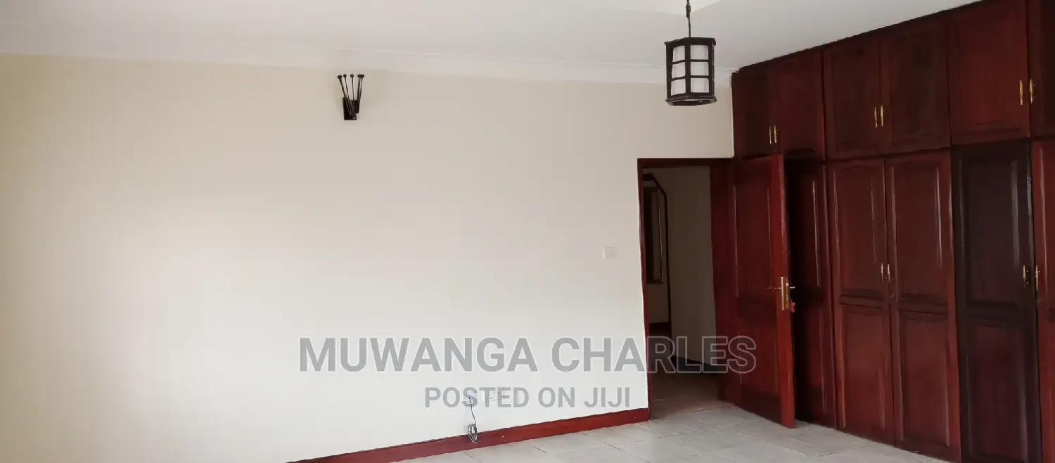 4bdrm Bungalow in Fs Properties Ltd, Kampala for Rent