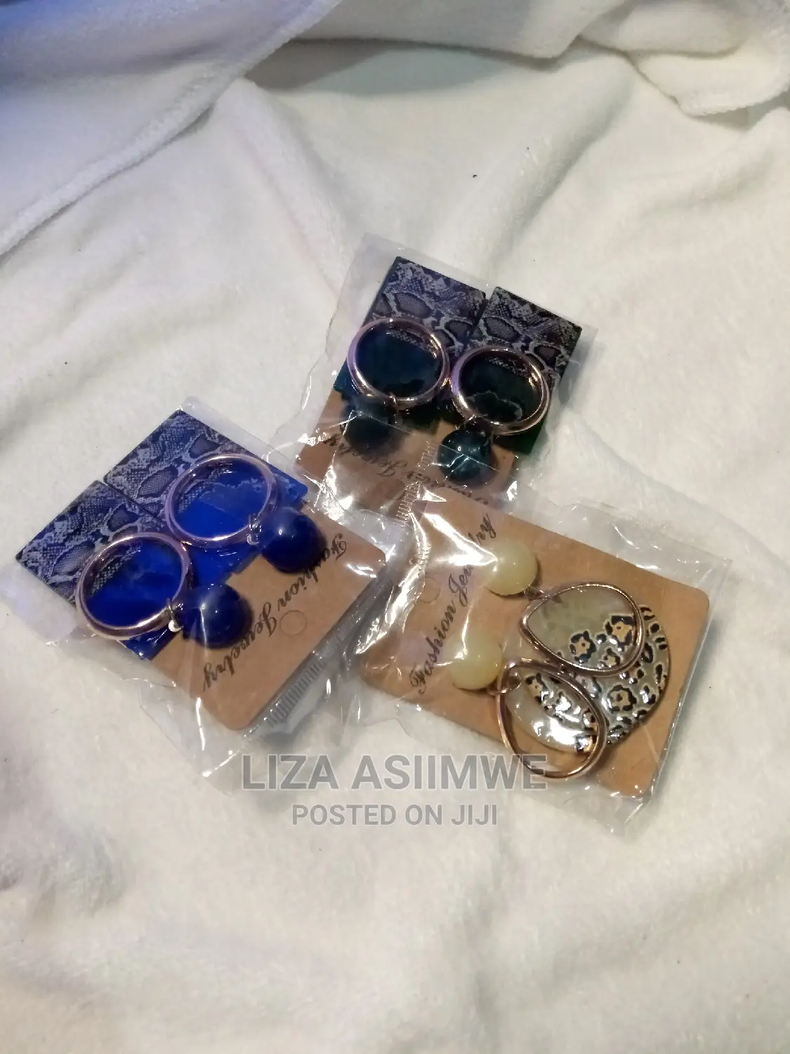 Afro African Earpins