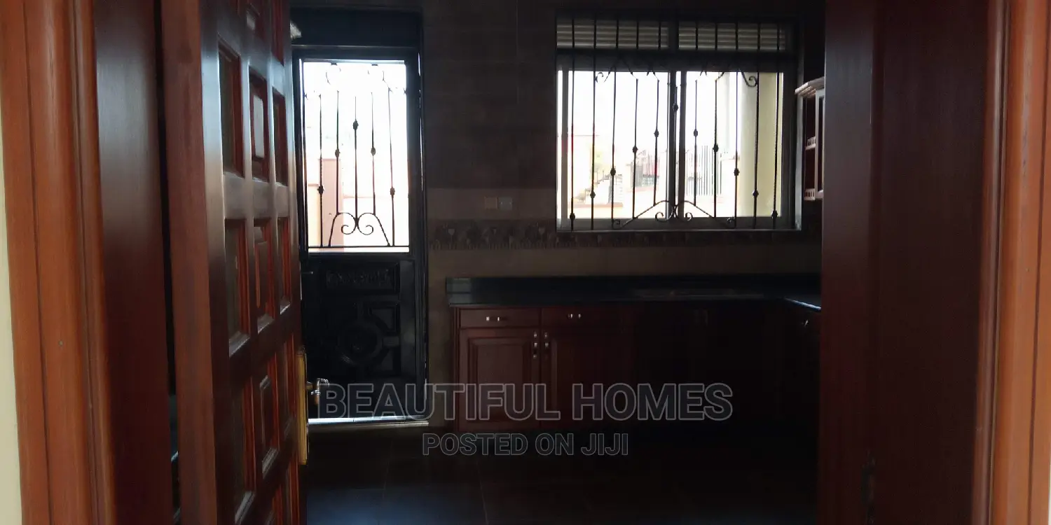 Furnished 4bdrm House in Kira Tarmack, Kampala for Sale
