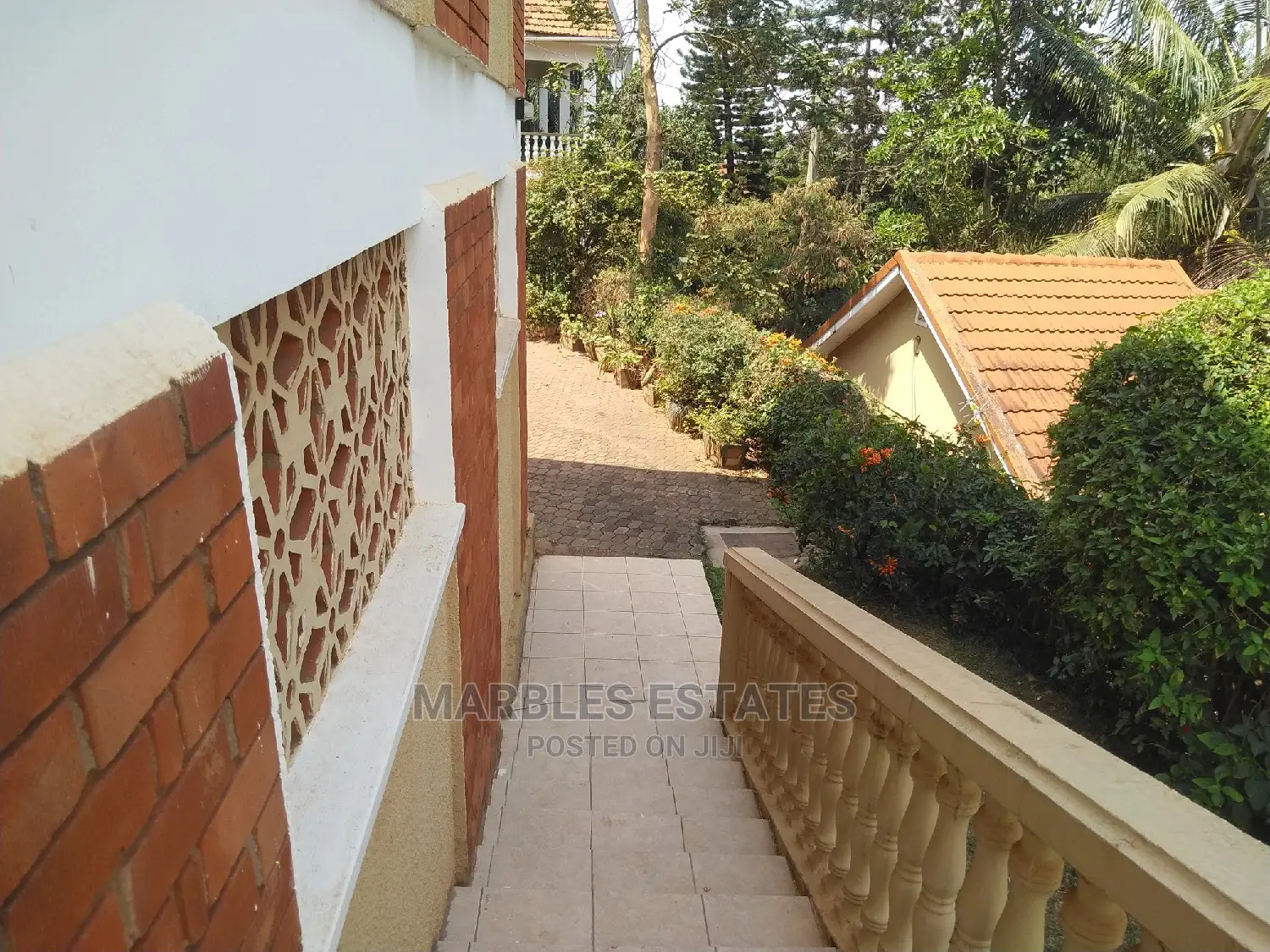 6bdrm Bungalow in Naguru, Kampala for Rent